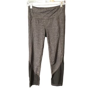 Athleta Capris Women’s S Static Gray High Rise Black Mesh Chaturanga Exercise